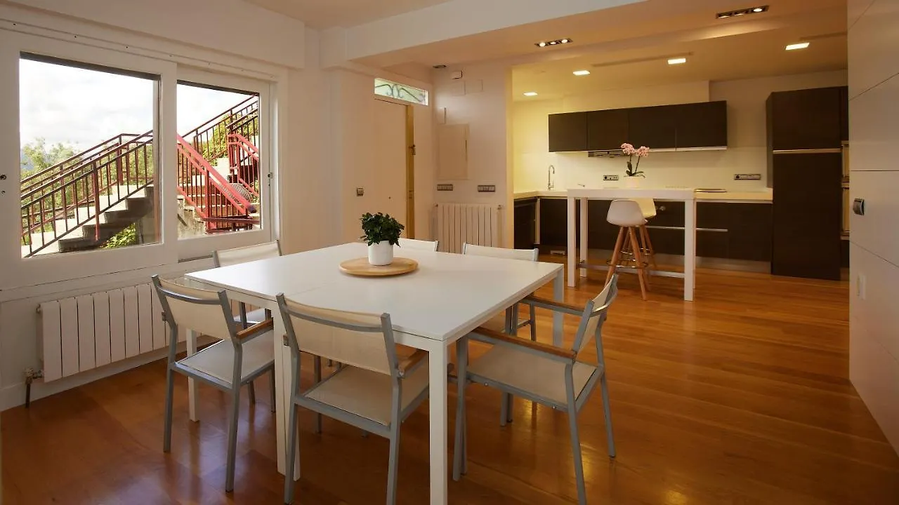 Singular Y Espacioso Apartamento Ondarreta Beach San Sebastian Appartement