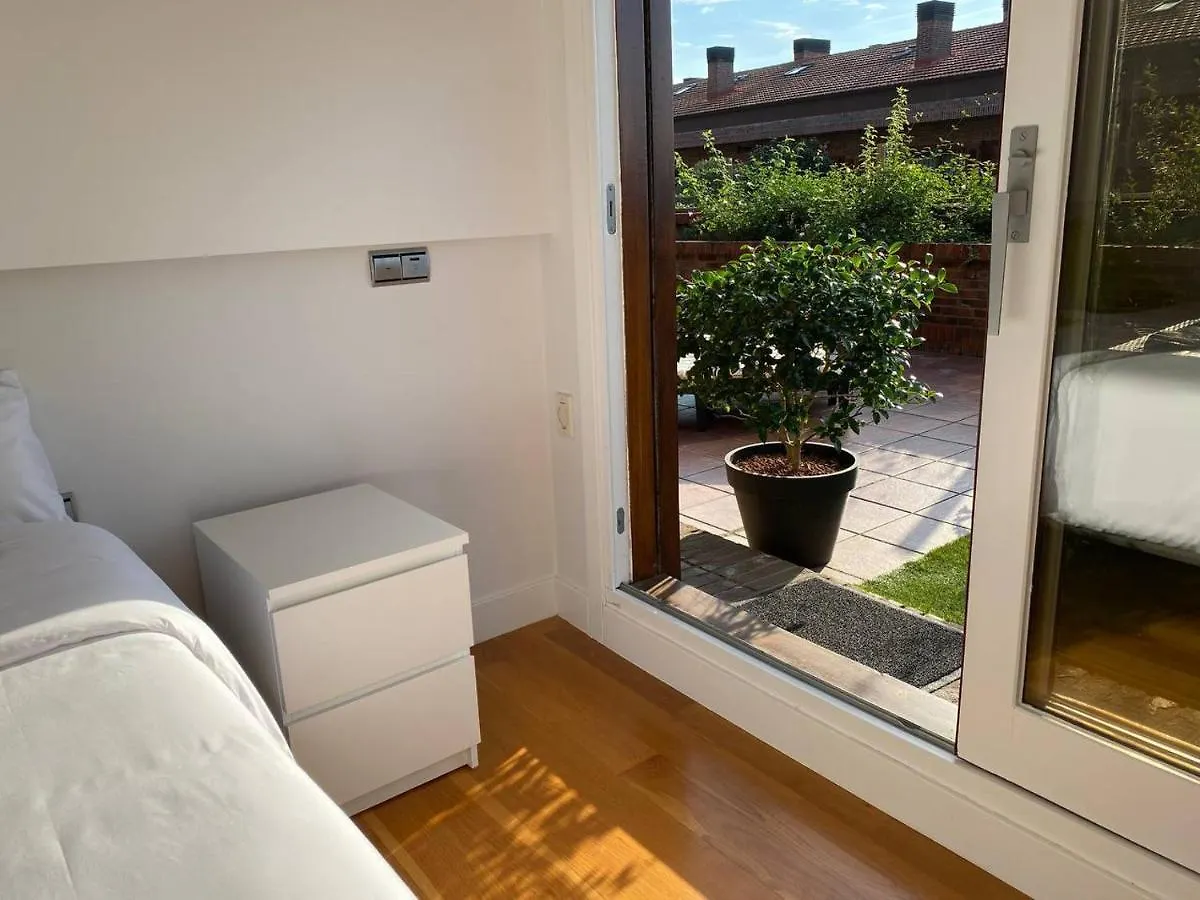 Singular Y Espacioso Apartamento Ondarreta Beach San Sebastian Appartement